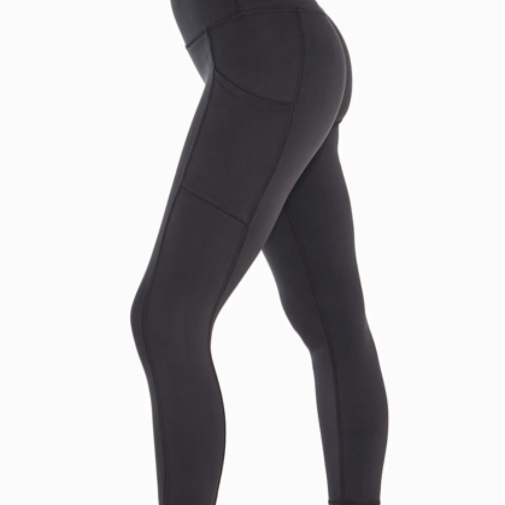Balance Collection Cam Side Pocket Tummy Control Legging